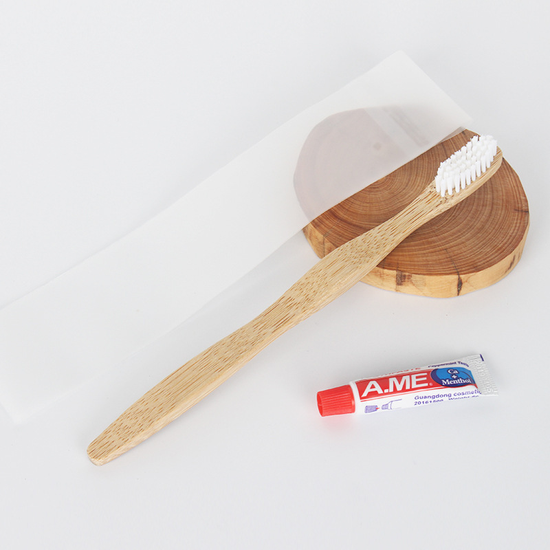 CZM10 – Bamboo & Wooden Amenities